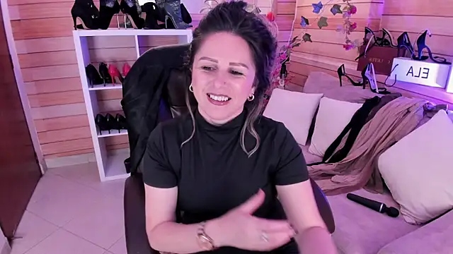 Victoria_collins_1 webcam