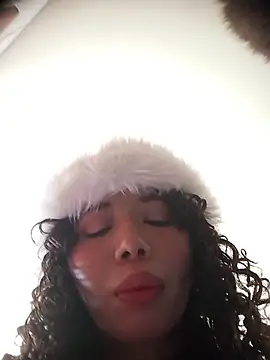 Chloe_and_Violeta webcam