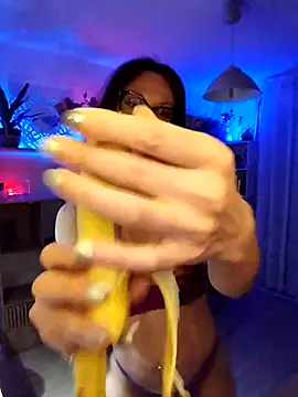 Modèle: Luna_Kitanna
