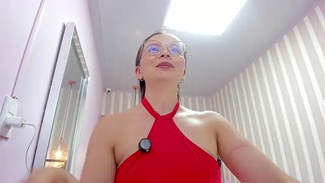 LORELAIGIVEN live sex cam