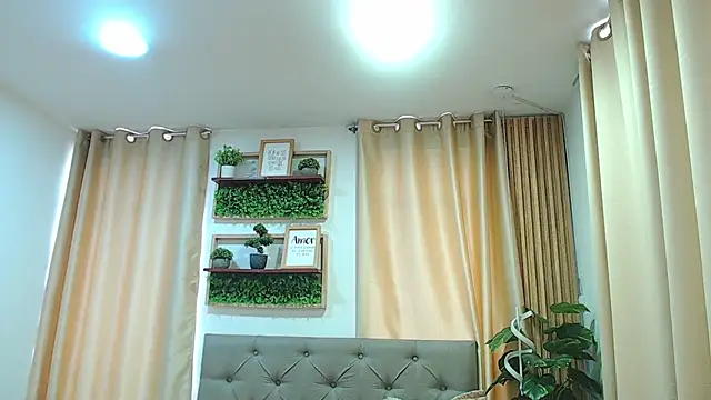 sasi_luna webcam