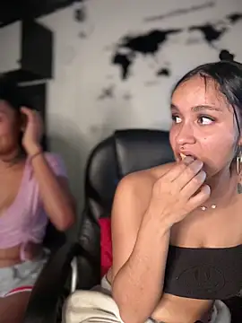 Isabella-Teen webcam