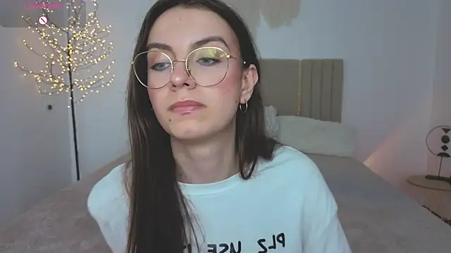 Real_cutie1 webcam