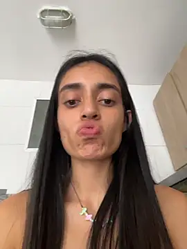 leilani_X webcam