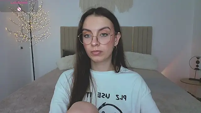Real_cutie1 webcam