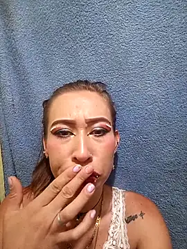 samy-blonde webcam