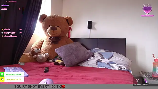 Samanntthaa__ webcam