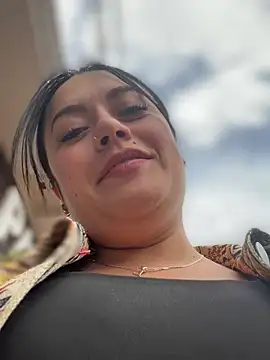Lesly_10- webcam