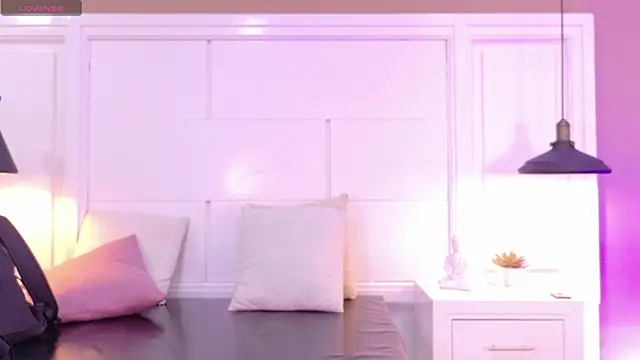 JuliaaVega webcam
