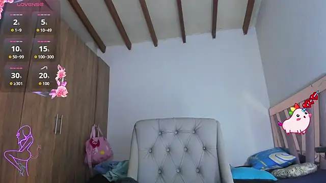 SkyeGabbyRose webcam