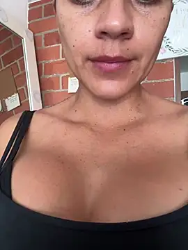 valentina_herrrera webcam