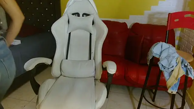 naomis_36 webcam