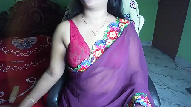 BengaliQueenStar webcam