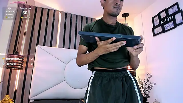 Natzuki_1 webcam