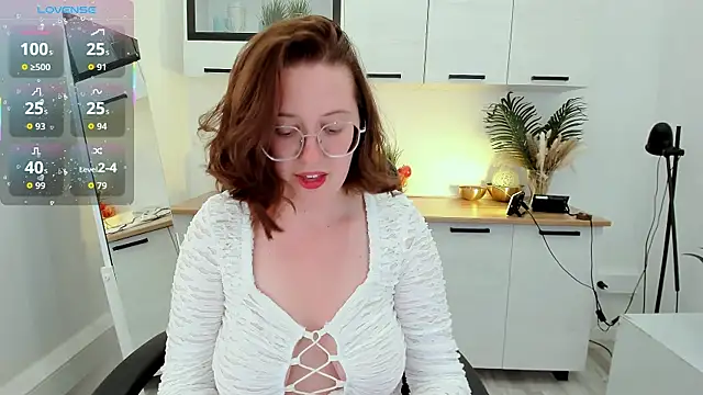 Charmy_Gracy webcam