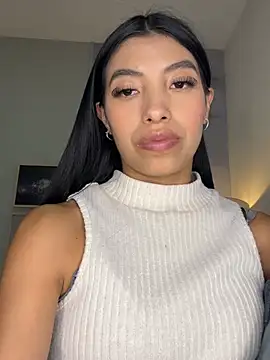 tiffany_low - Tiffany_Low's free webcam - UK Sex Cams
