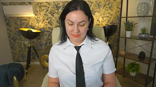 VelvetLuck webcam