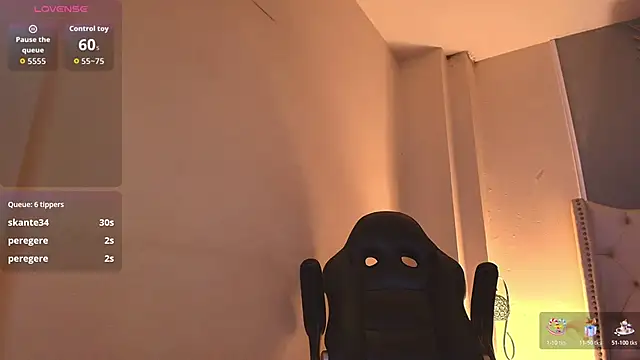 Kya_Wild webcam