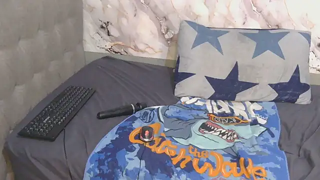 EbonyPhatBooty webcam