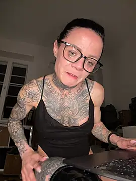 SkinnyLilly