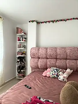 jailyncam_ - Jailyncam_'s free webcam - UK Sex Cams