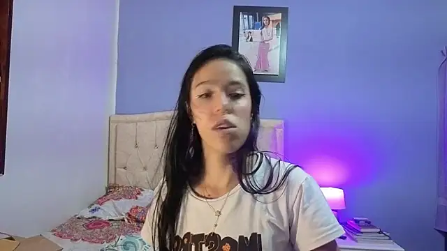 stephania_t - Stephania_t's free webcam - UK Sex Cams