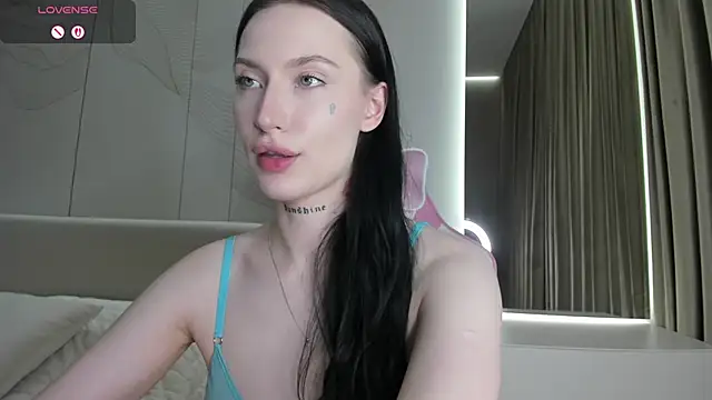 JenniferQueen11 webcam