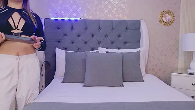 ZoeWilliis webcam
