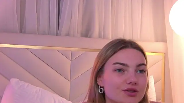 Sona_Lavberi webcam