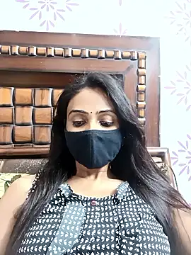 Webcam Model (Yours-Bebo)  is live.Free join now!