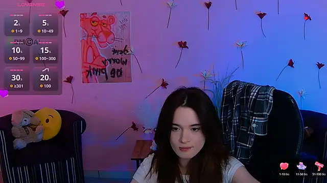 liana_kisses webcam