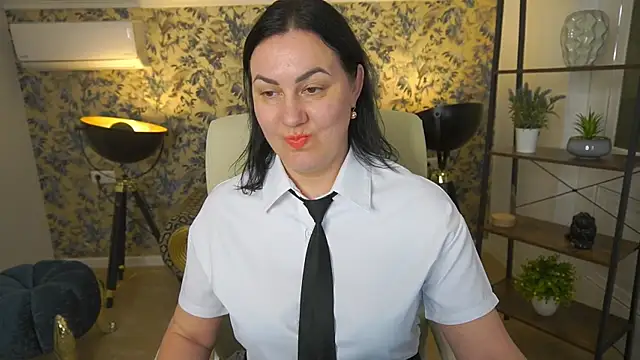VelvetLuck webcam