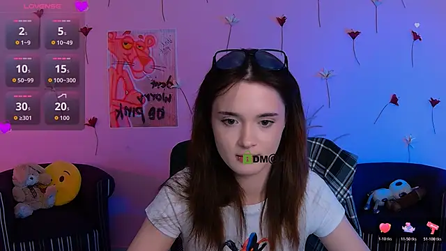 liana_kisses webcam