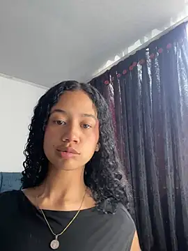 jadee8 webcam