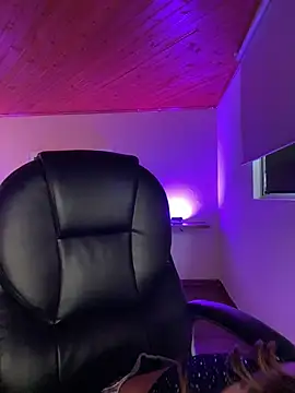 Isabella18_pink webcam
