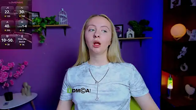 mila_glow1 webcam