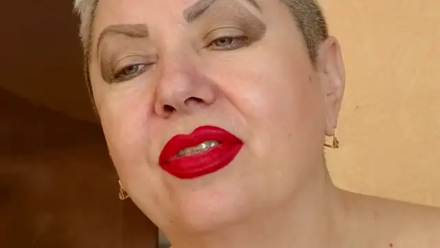LadyPosh webcam