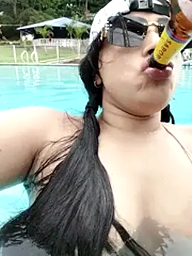 Emilybta webcam