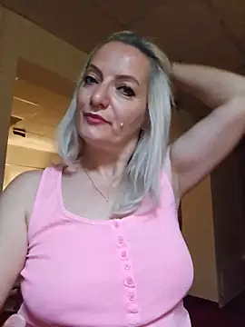 LadyTouch webcam