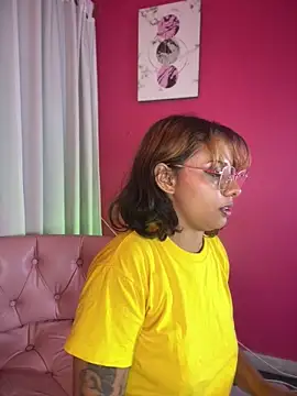 LeylaKnox webcam