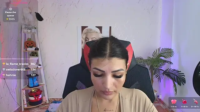 SALOOMEE__ webcam
