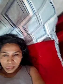 Webcam Model (floresblancas)  is live.Free join now!