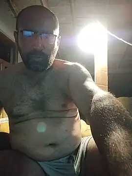 Masculine_bear_daddy