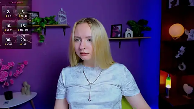 mila_glow1 live sex cam
