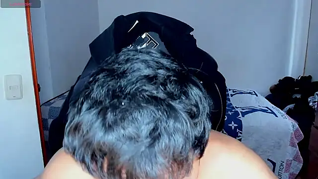 Tommy_Bred live sex cam