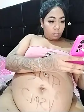 emma_purple_ webcam