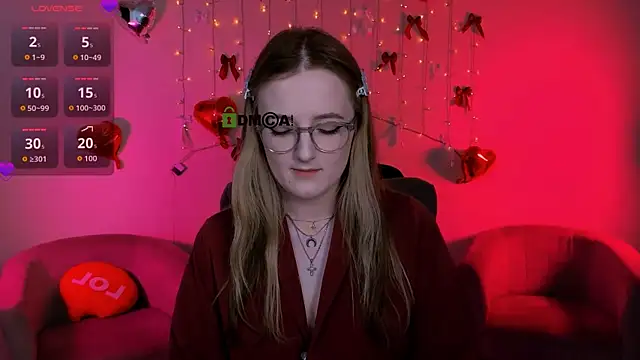 luna_berryy webcam