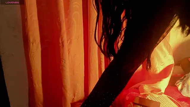 Alanaloiiss_ webcam