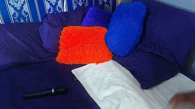 Lover_Bear_X webcam