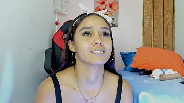 MarianaManzur webcam